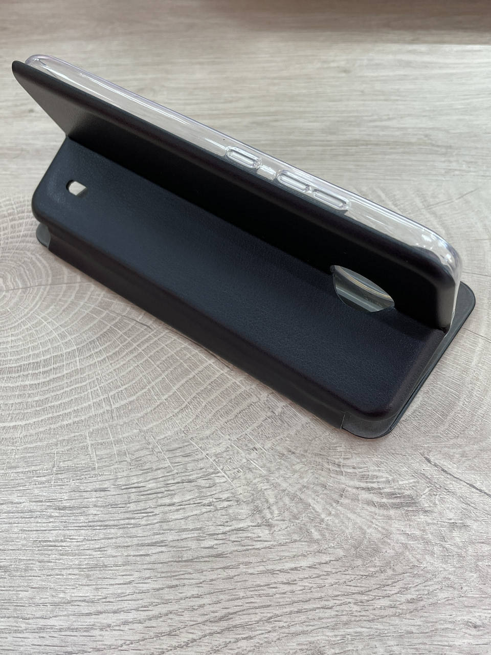 

Чехол-книжка на Nokia C20 противоударный черный