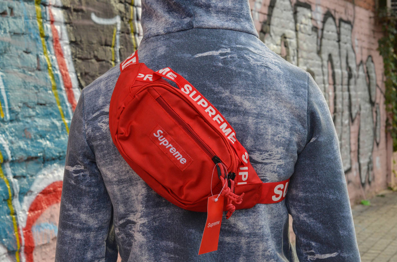 

Сумка на пояс Бананка Барыжка Supreme Trend Суприм Красная, Красный