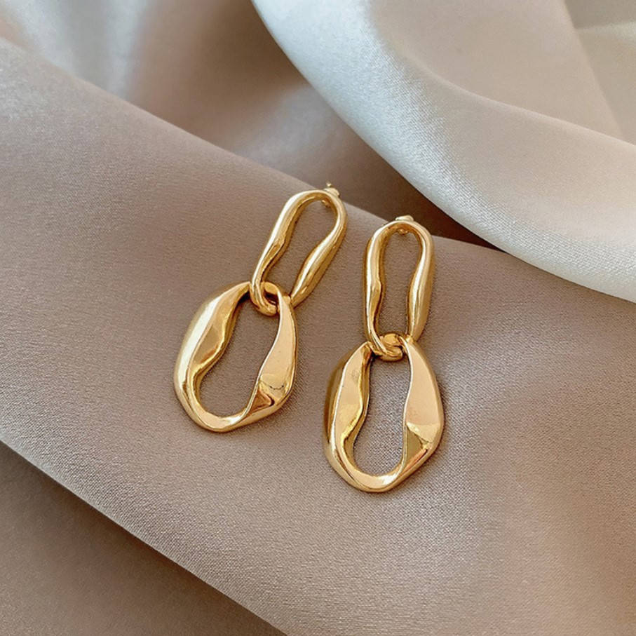 

Массивные серьги-цепи золотистого цвета винтаж