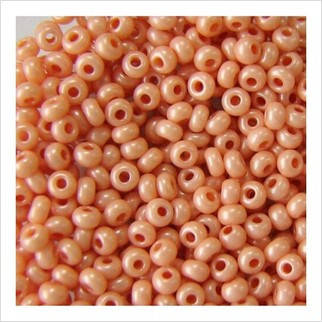 

264-10/0-46389 Бісер Чехія (перламутровий, лососевий)