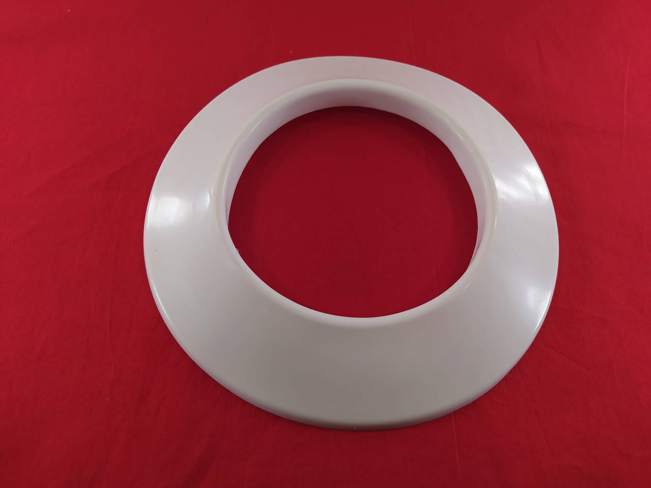 

Накладка декоративная манжета 100мм на коаксиальную трубу 60/100, Белый
