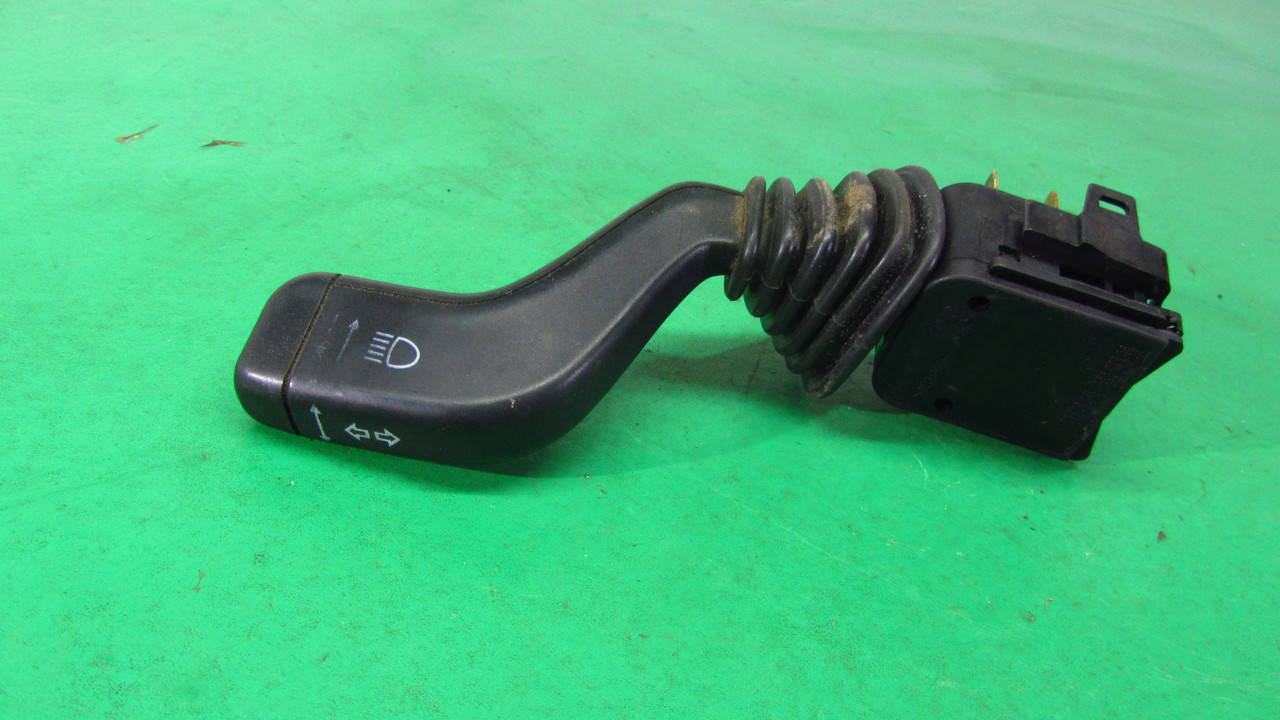 

Переключатель поворотов Astra G Vectra b Omega B