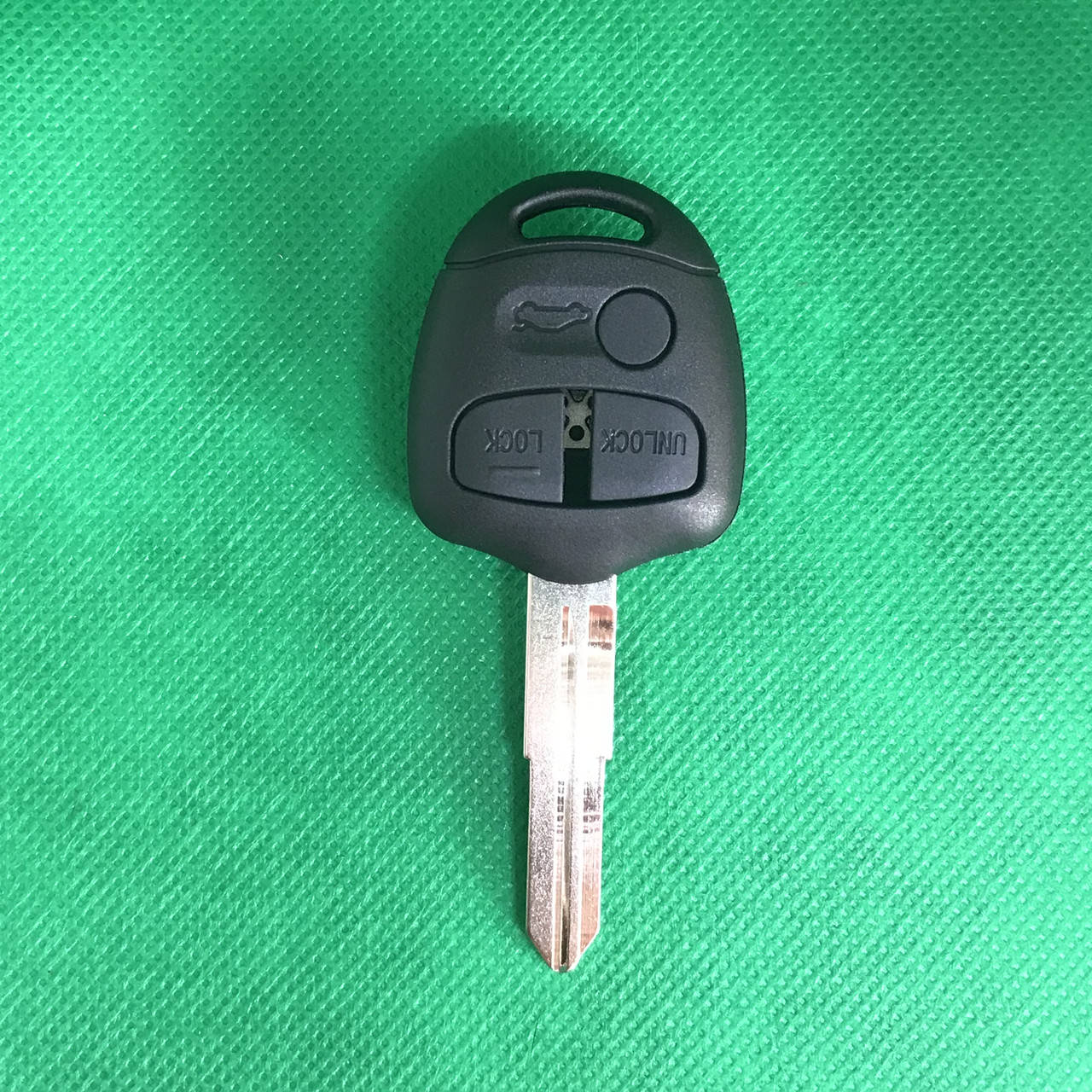 

Корпус авто ключ MITSUBISHI (Митсубиси) Lancer, Outlander 3 - кнопки