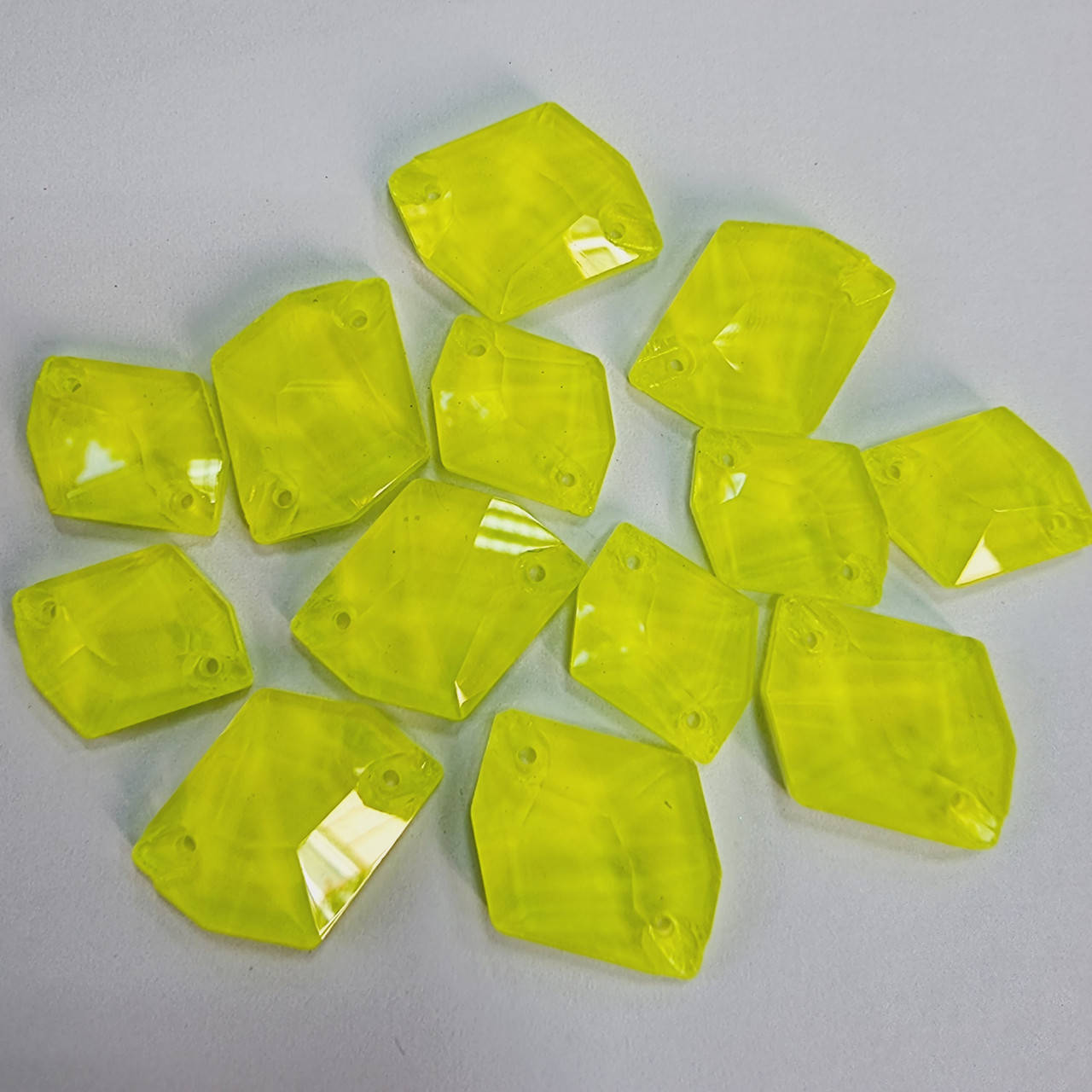 

Стрази пришивні Космік 14*17 Yellow Neon економ, Розовый