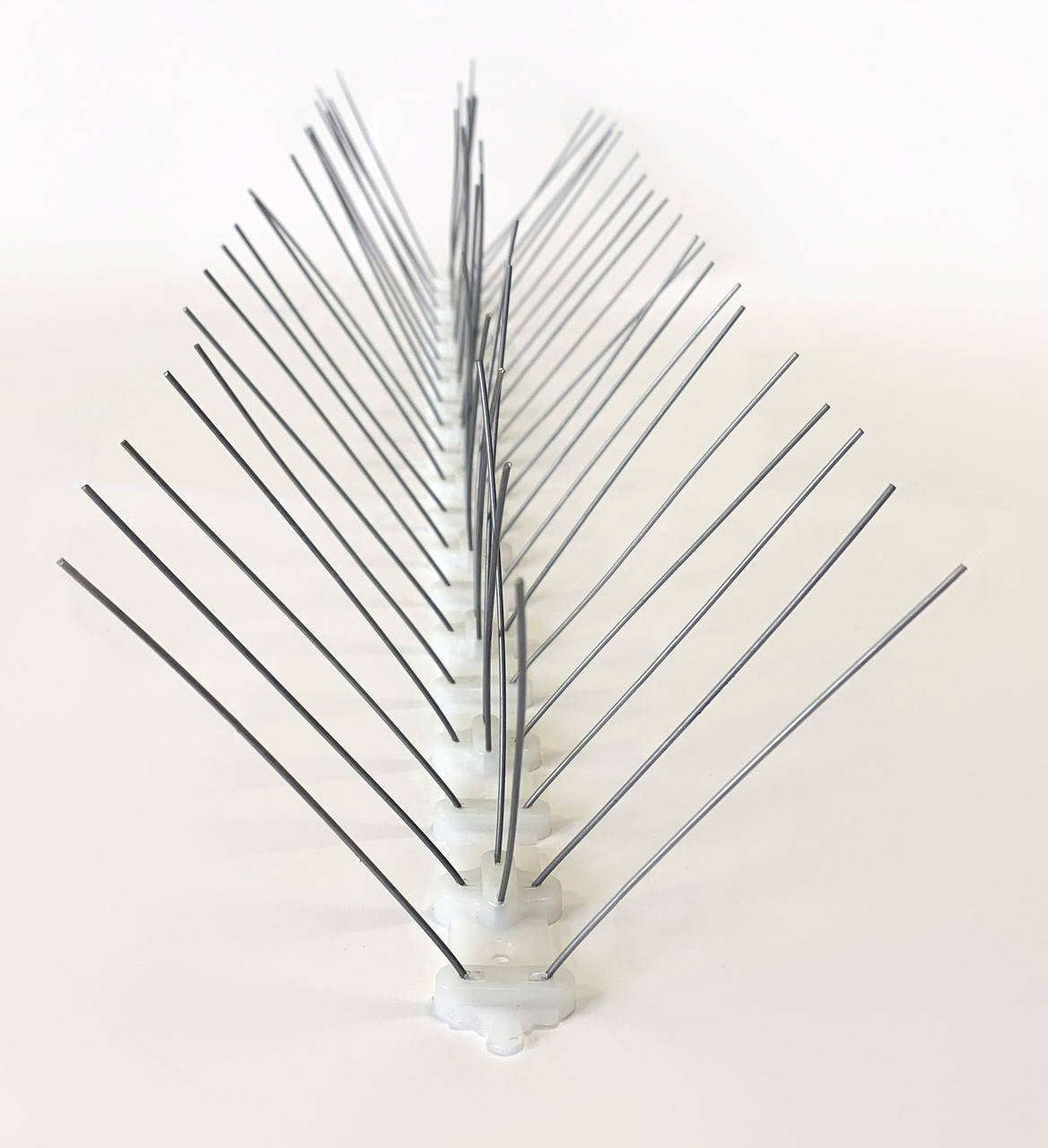 

Шипы от птиц (колючки) Громовик Макс 60 (белая основа)