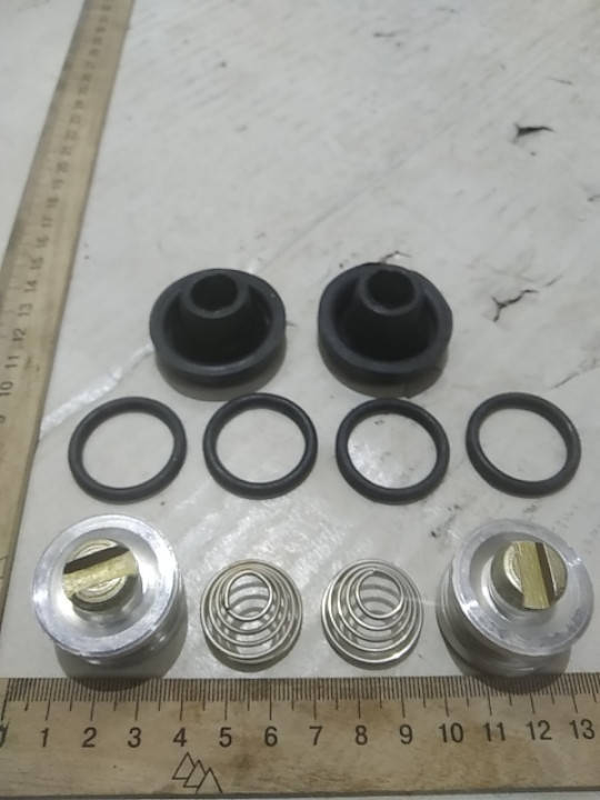 

Ремкомплект рабочего тормозного цилиндра УАЗ 452 d=32 469-3502-РК