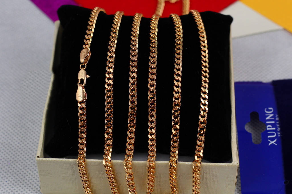 

Цепь Xuping Jewelry 70 см 3 мм золотистая