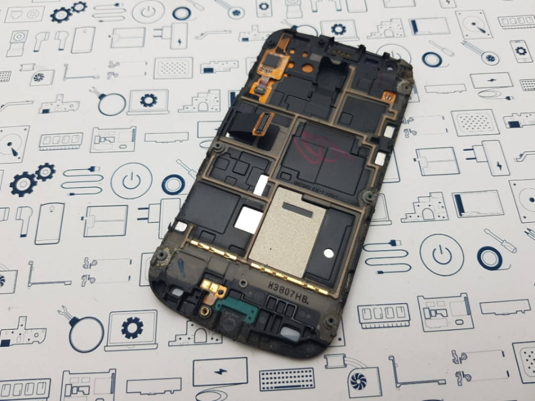 

Дисплей Samsung S7562 модуль черный Сервисный оригинал с разборки