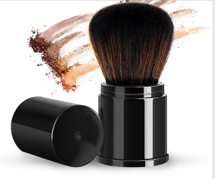 

Кисть кабуки складная для пудр и румян Kabuki Compact Black