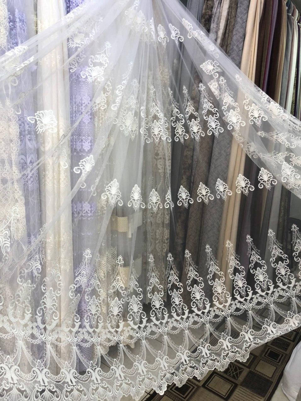 

Цена за 3 метра! Занавеска на основе фатиновой сетки. Цвет: Молочный