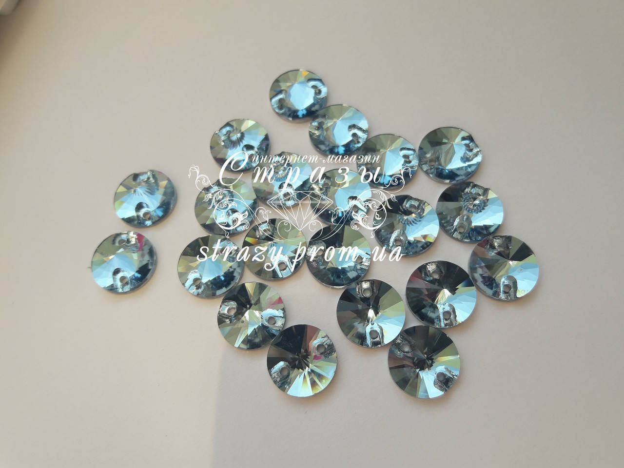 

Стразы пришивные Lux Круги 14мм. Aquamarine