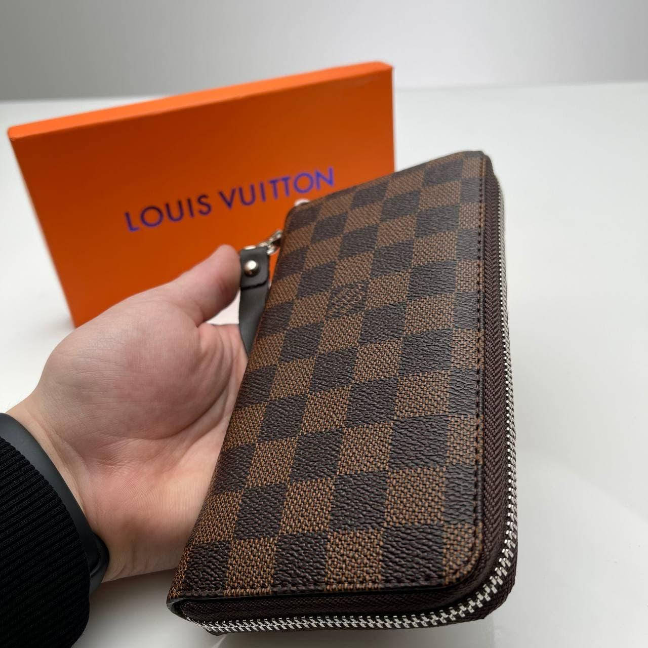 

Кошелёк мужской Louis Vuitton Портмоне премиум качества коричневый, Серый