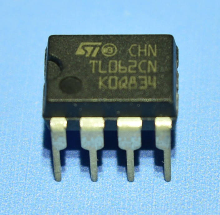 

Микросхема TL062CN dip8 STM