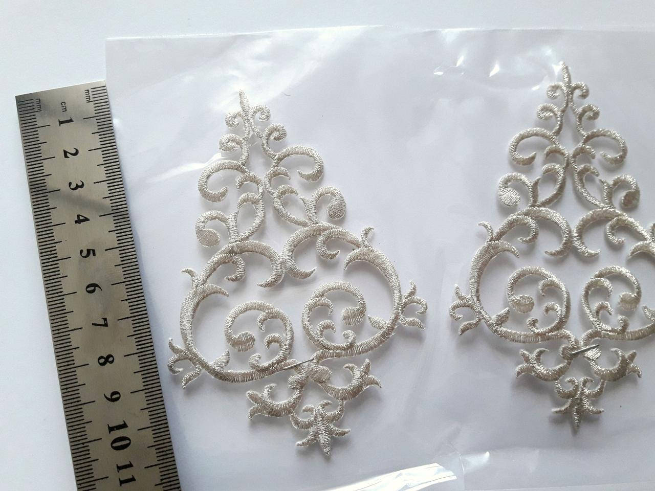 

Аплікація вишивка клейова парна "Ажурн" срібна, висота 11см. 1пара. Аппликация клеевая, термоаппликации