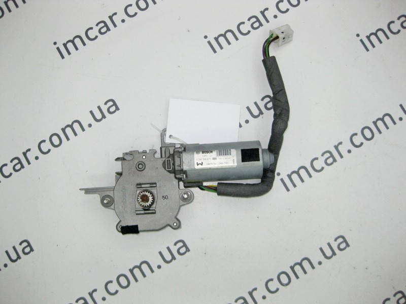 

Mercedes Моторчик люка CLS C219 C-Class W203 E-Class W211 CLK C209 A2038203142