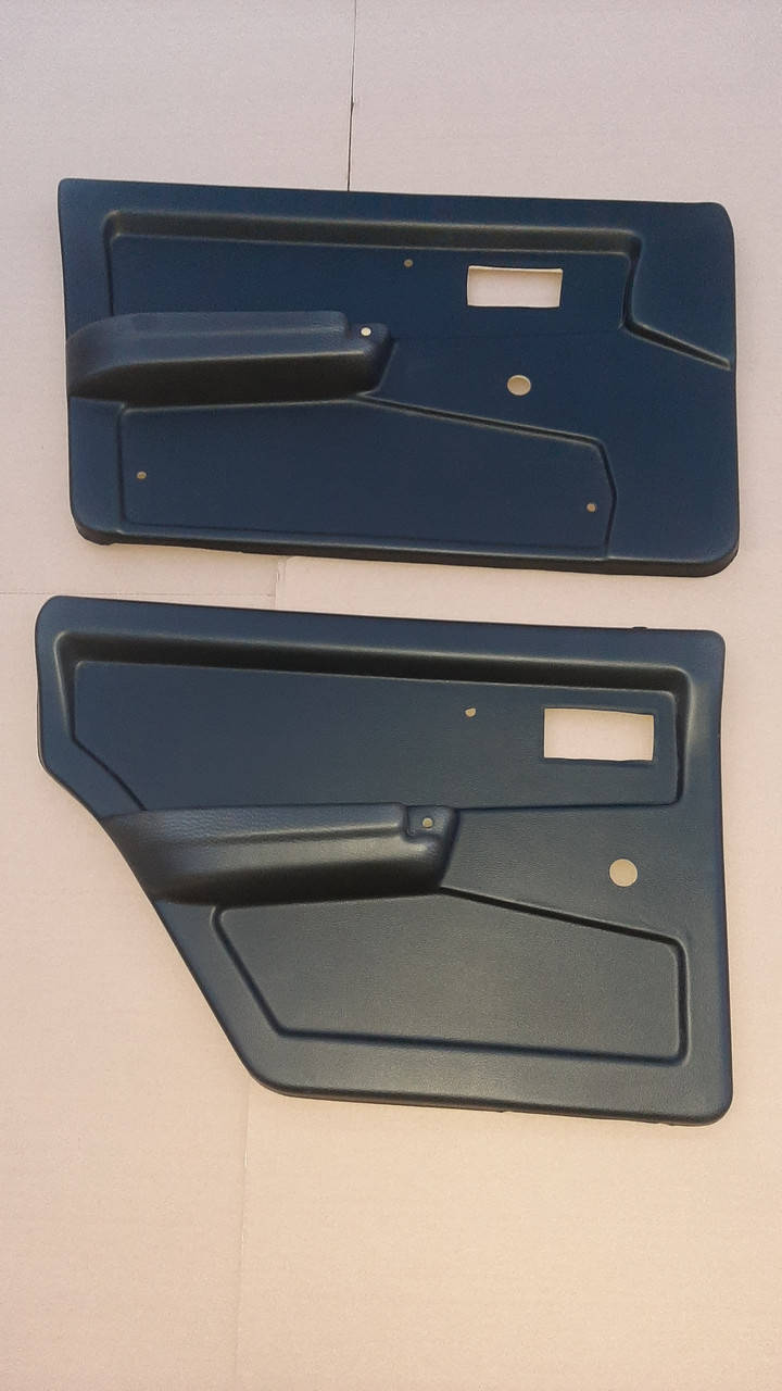 

Карты дверей ВАЗ 2109 21099 старого образца. Завод Сызрань.