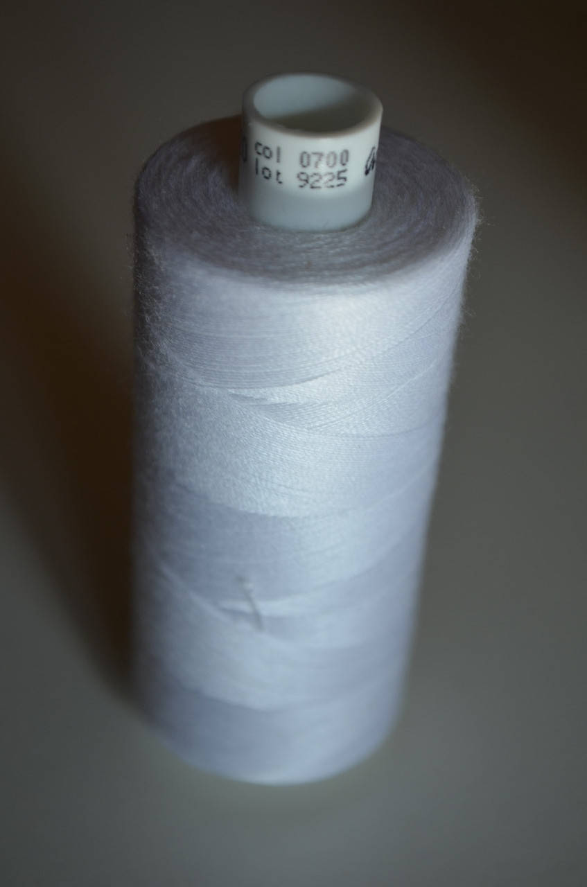 

Поліестрова нитка Talia 120 Білий 1000м