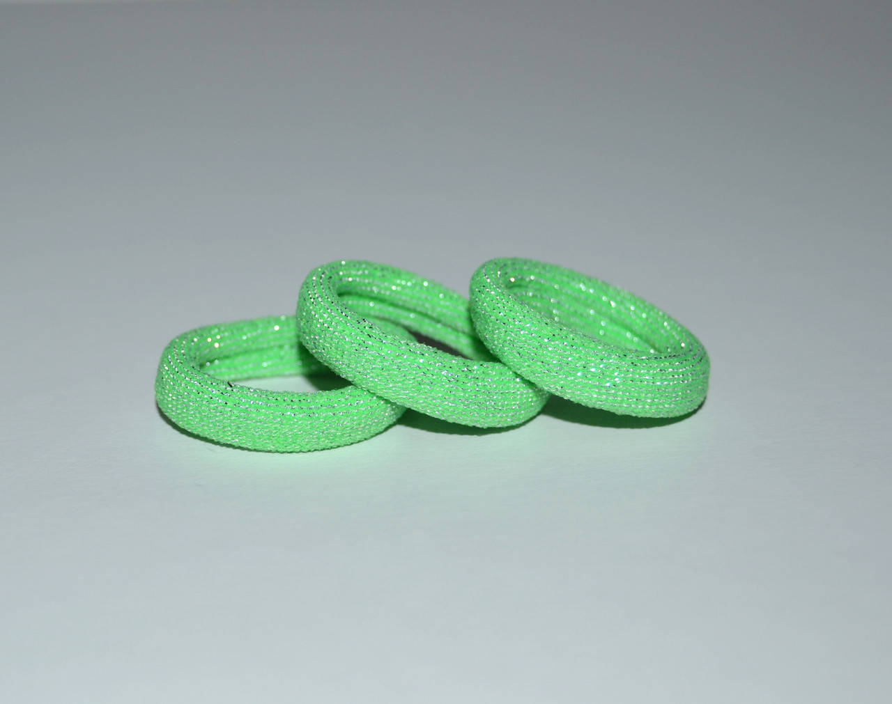 

Резинка 3см, мікрофібра зі срібним люрексом, колір світло зелений