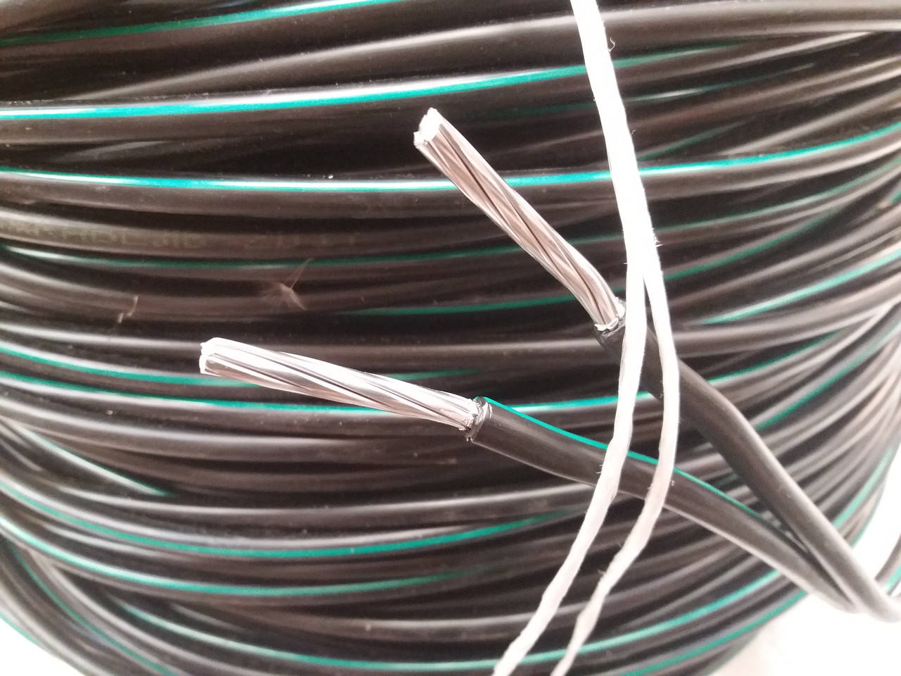 

Силовой провод.Сип 2 х 16. Южкабелль . город Харьков.