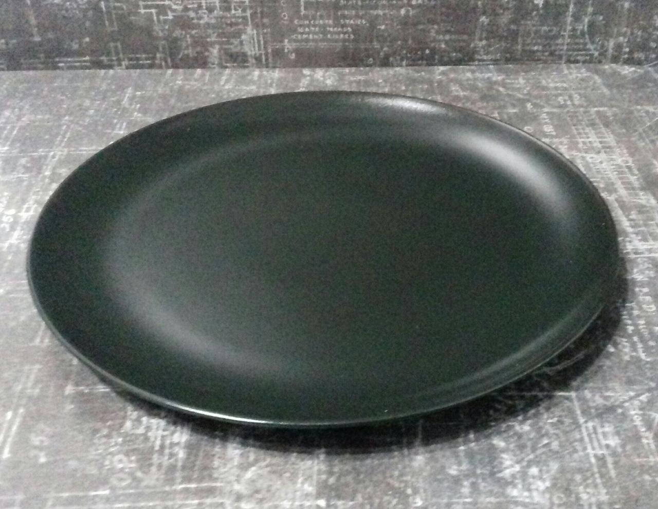 

Блюдо керамика большое чёрное 30 см ., Серый