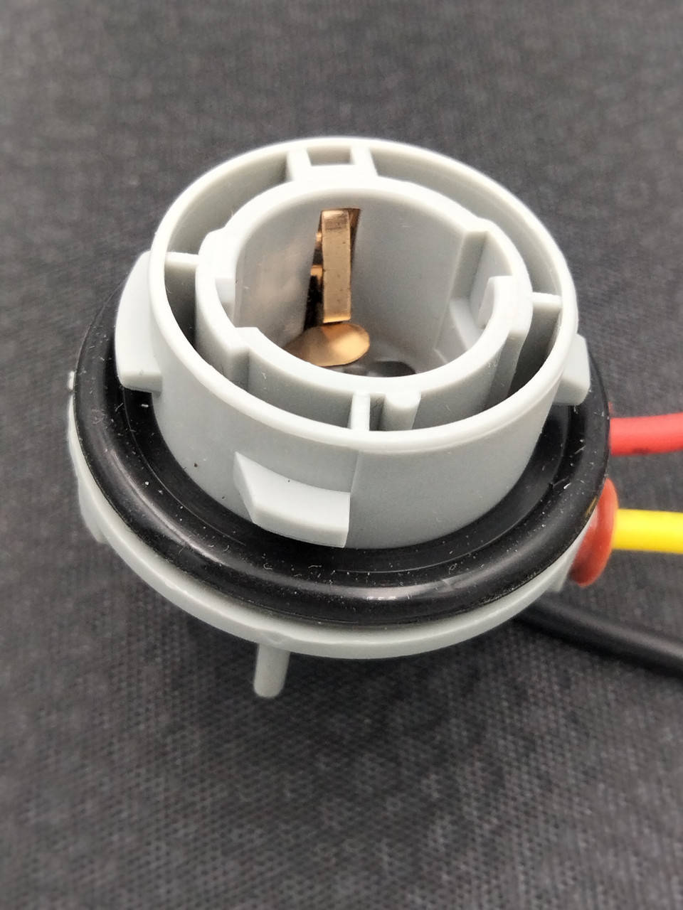 

Патрон автомобильный, лампы P21/5W, для двухконтактной лампы