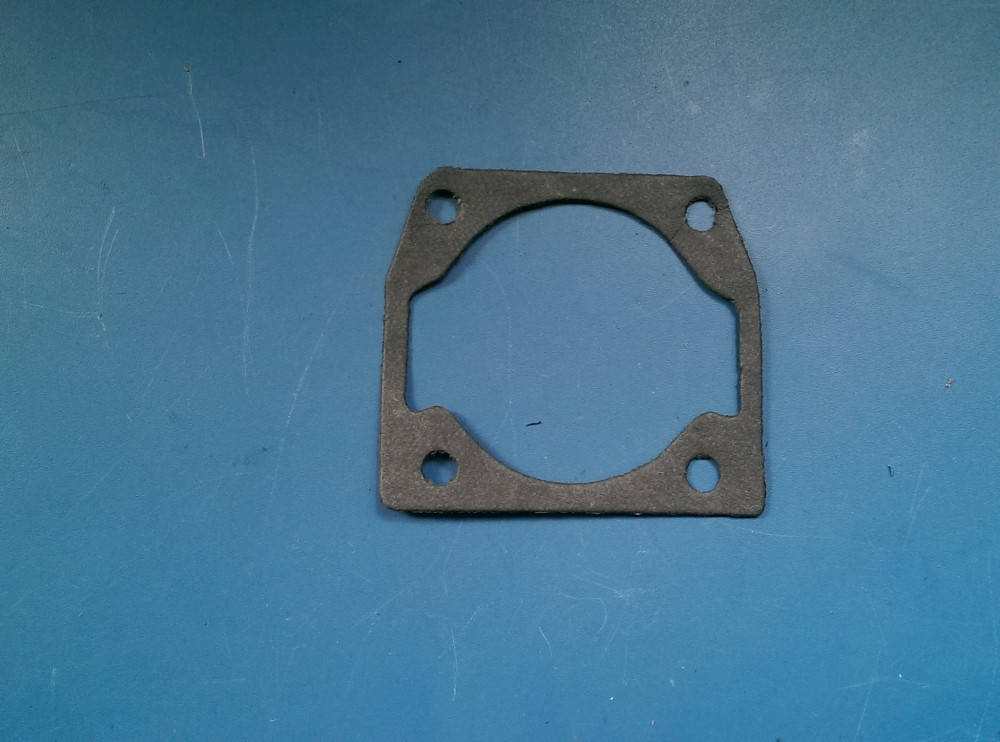 

Бензопила 4500,5200 Китай Прокладка под цилиндр