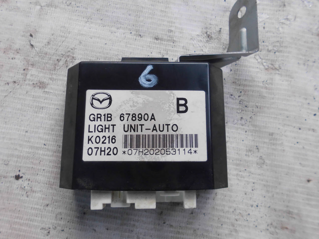 

Блок электронный управление фарой Mazda 6 2002-2007