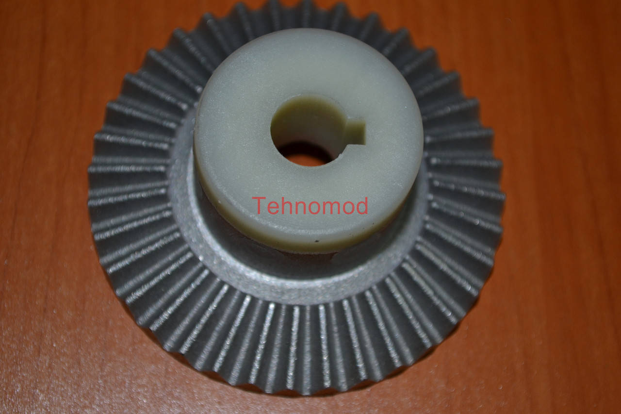 

Шестерня коническая для кухонного комбайна Мрия D=63mm*26mm,Z=36