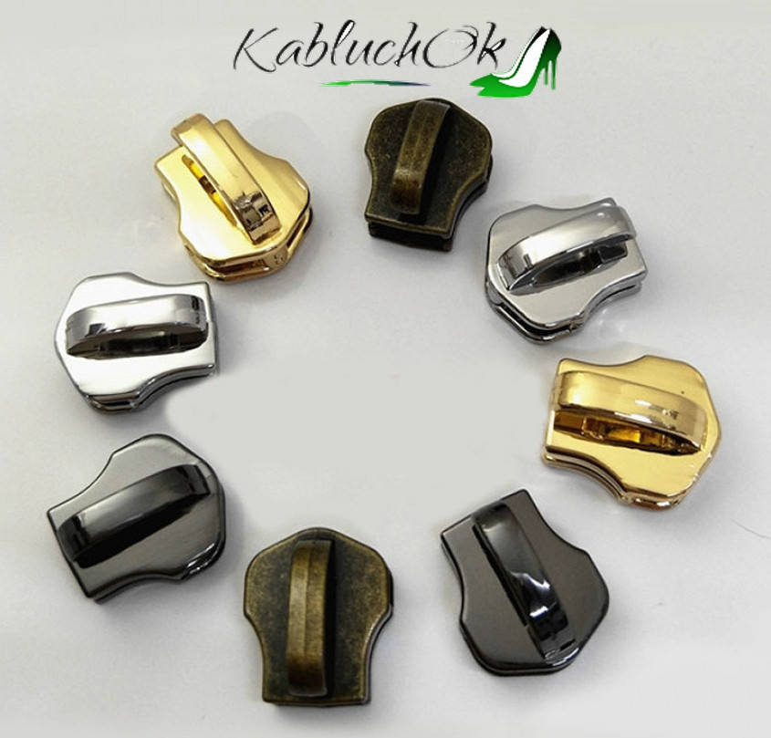 

Бегунок № 5 на металл без фиксатора с защелкой под пуллер, тертый антик