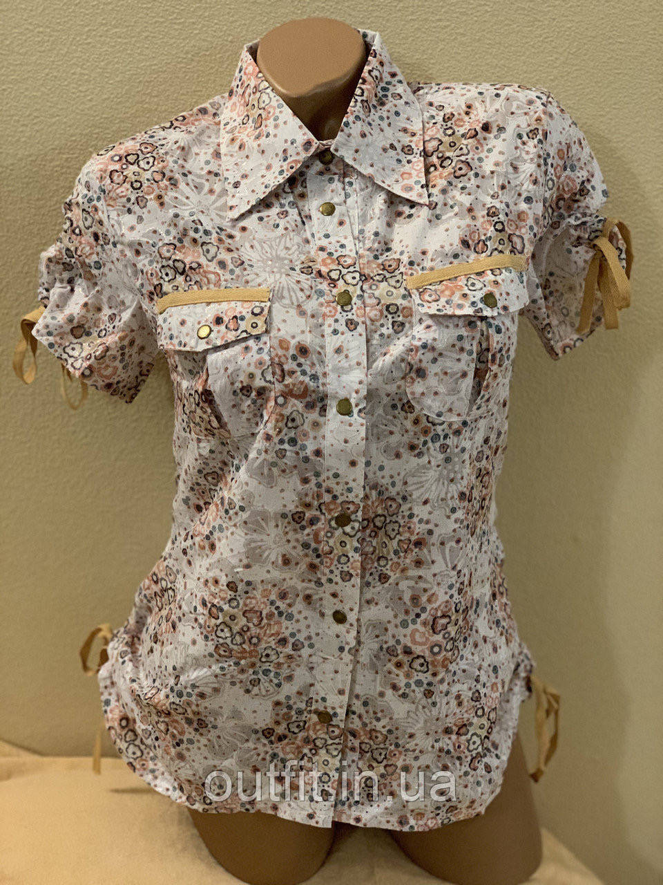 

Рубашка женская молодежная с коротким рукавом