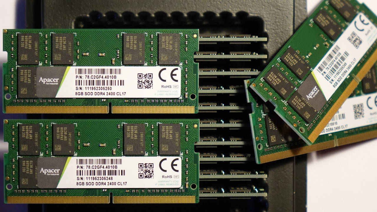 

НОВАЯ Оперативная память для ноутбука DDR4 SO-DIMM 8GB (2400MHz, PC4-19200, APACER 78.C2GF4.4010B)