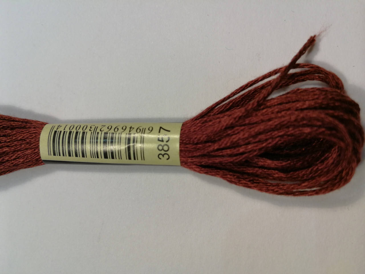 

Мулине СХС 3857 розовое дерево темное