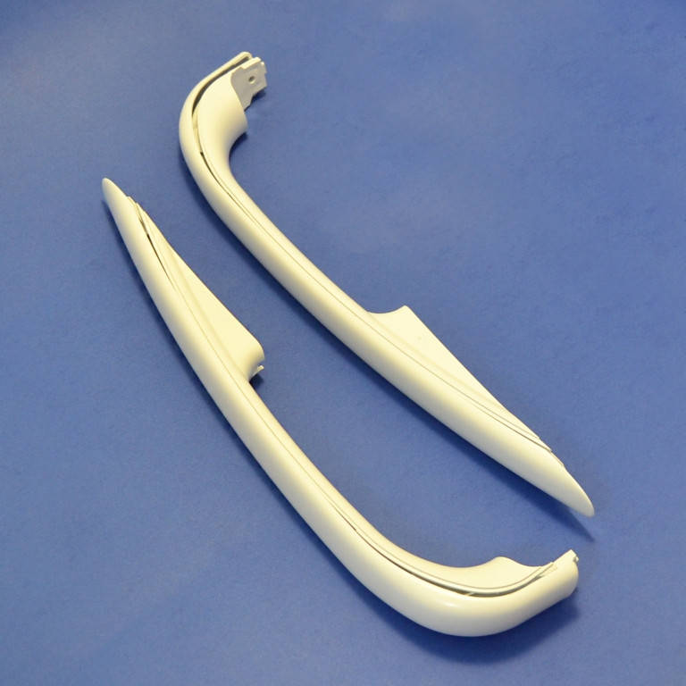 

Комплект ручек верхняя+нижняя для холодильника для Атлант 331603304600+331603304500, 331603304601+331603304501