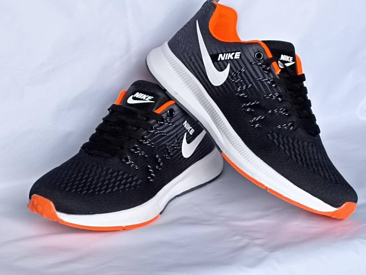 

Кроссовки мужские Nike летние сетка