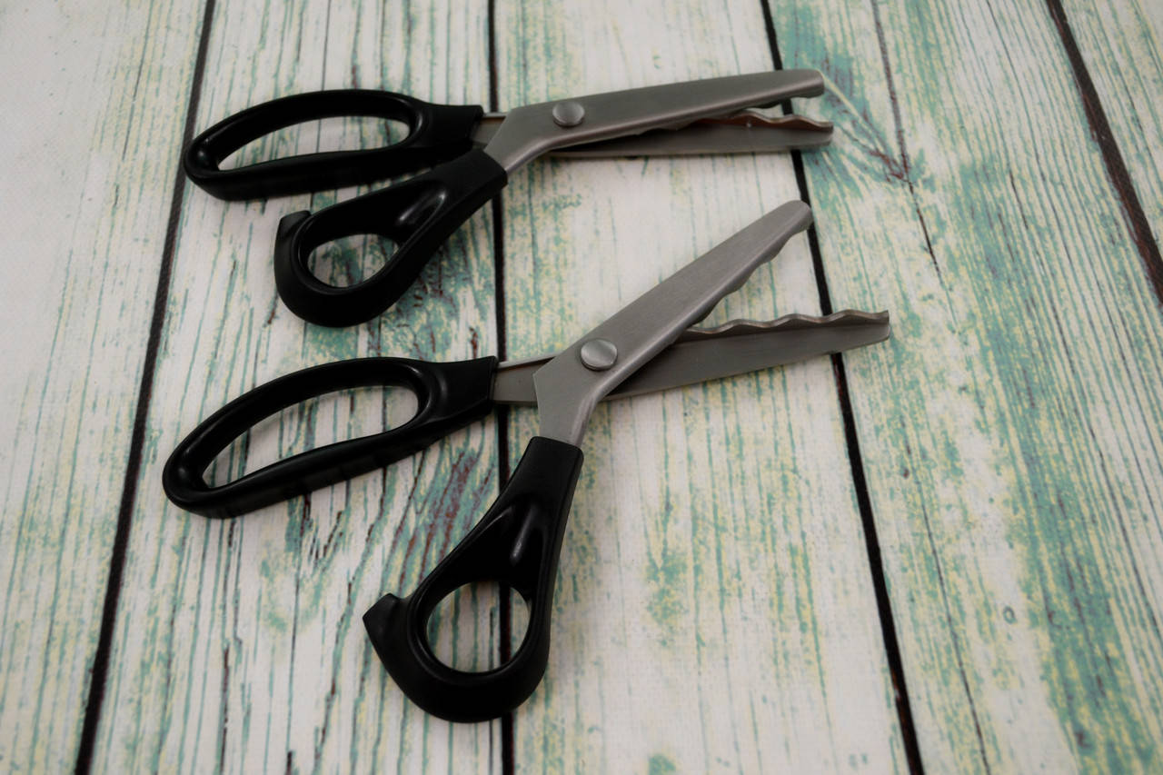 

Ножницы портновские фигурные волна шаг 18мм