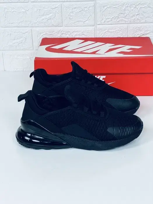 

Кроссовки мужские черные сетка Nike air max 270 кросовки найк аир макс 41, Черный
