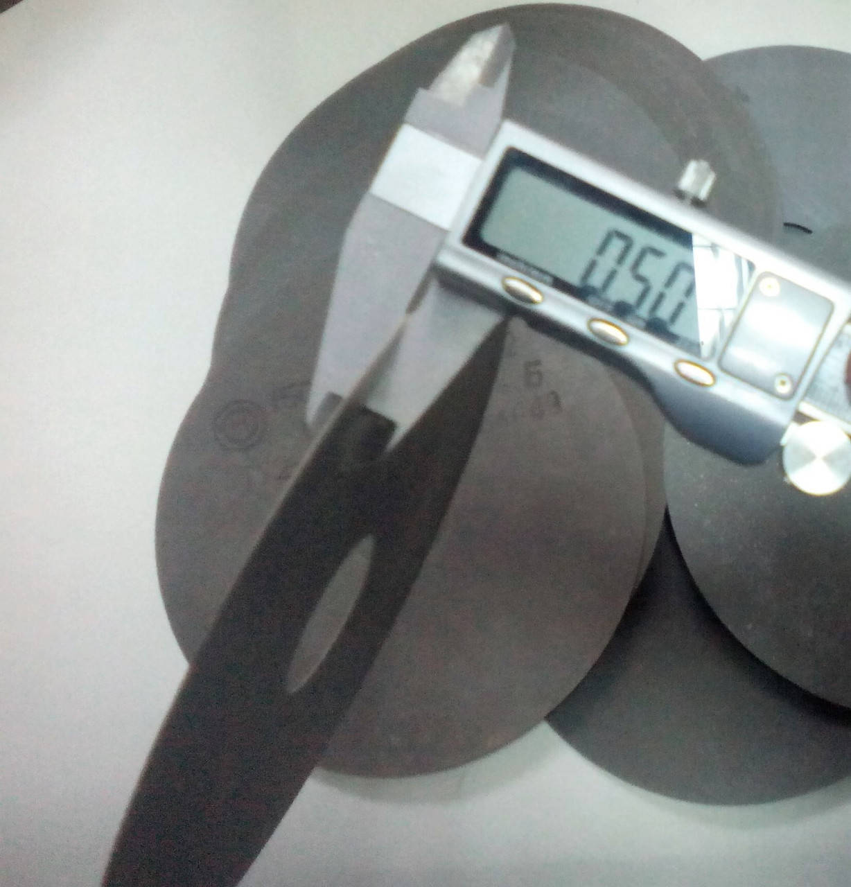 

Вулканитовые круги прорезные 125х0.5х32
