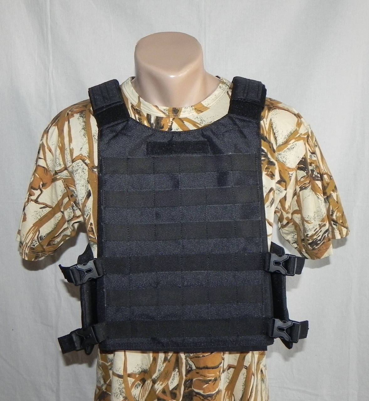 

Тактический облегченный военный жилет-плитоноска. (Черный)