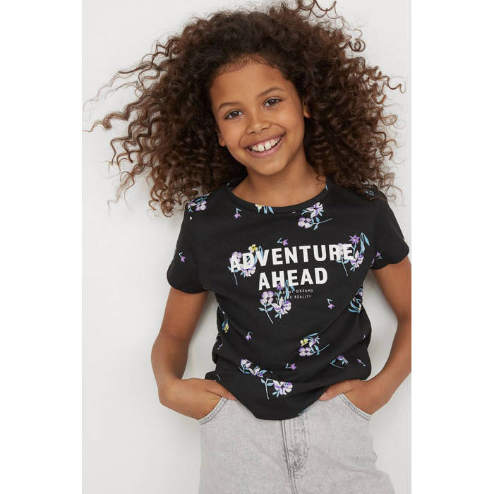 

Футболка Adventure H&M на девочку 8-10 лет – р.134/140 /26581/, Черный