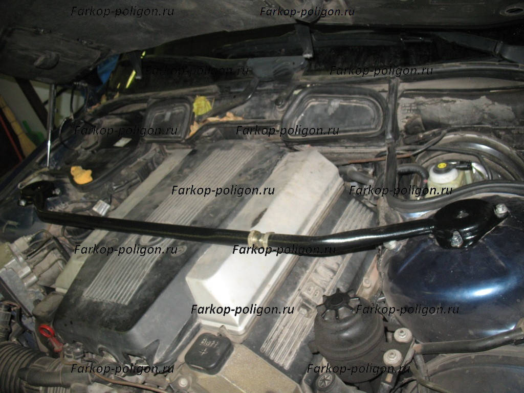 

Распорка стоек BMW E38 v-3.5 с 1994-2001 г.