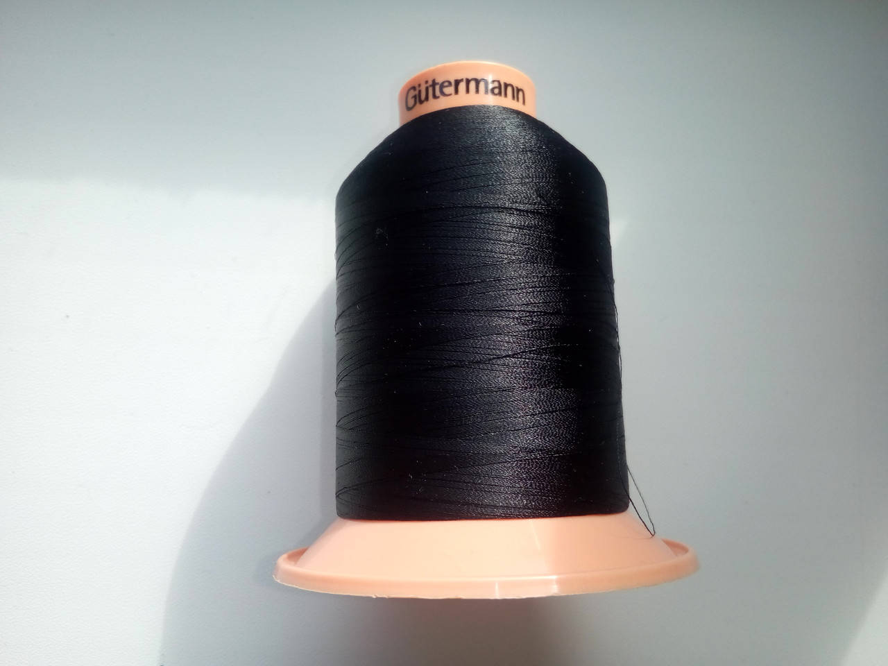 

Gutermann Tera №180. цвет 000 ( ЧЁРНЫЙ ). 5000 м