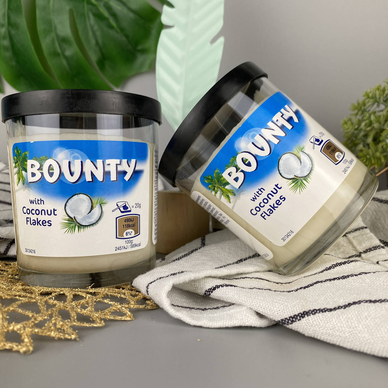 

Шоколадная паста с кусочками кокоса Баунти Bounty 200 г