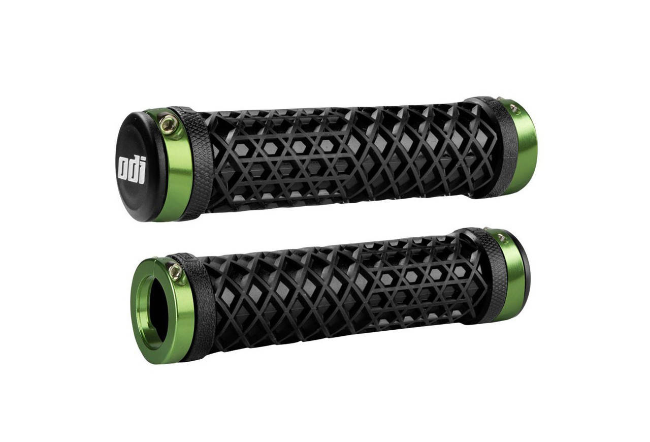 

Грипсы ODI Vans® Lock-On Grips, Black w/ Green Clamps (черные с зелеными замками)