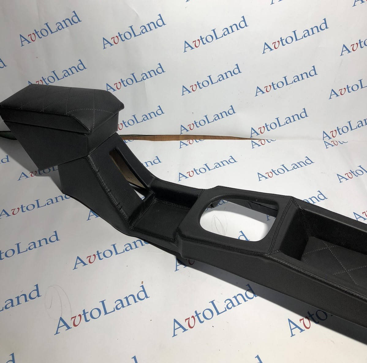 

НАКЛАДКА ТОННЕЛЯ ВАЗ 2108, 2109, 21099 ЧЕРНАЯ РОМБ