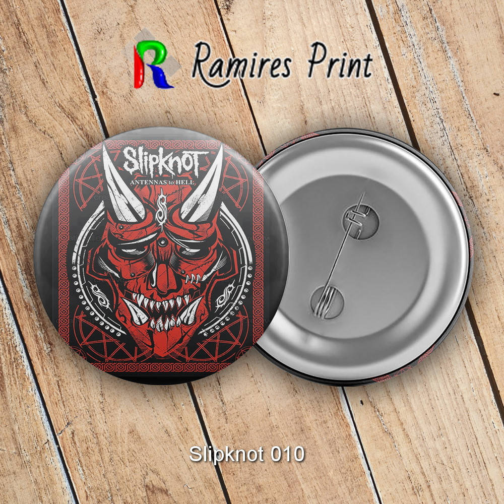 

Значок Slipknot 10