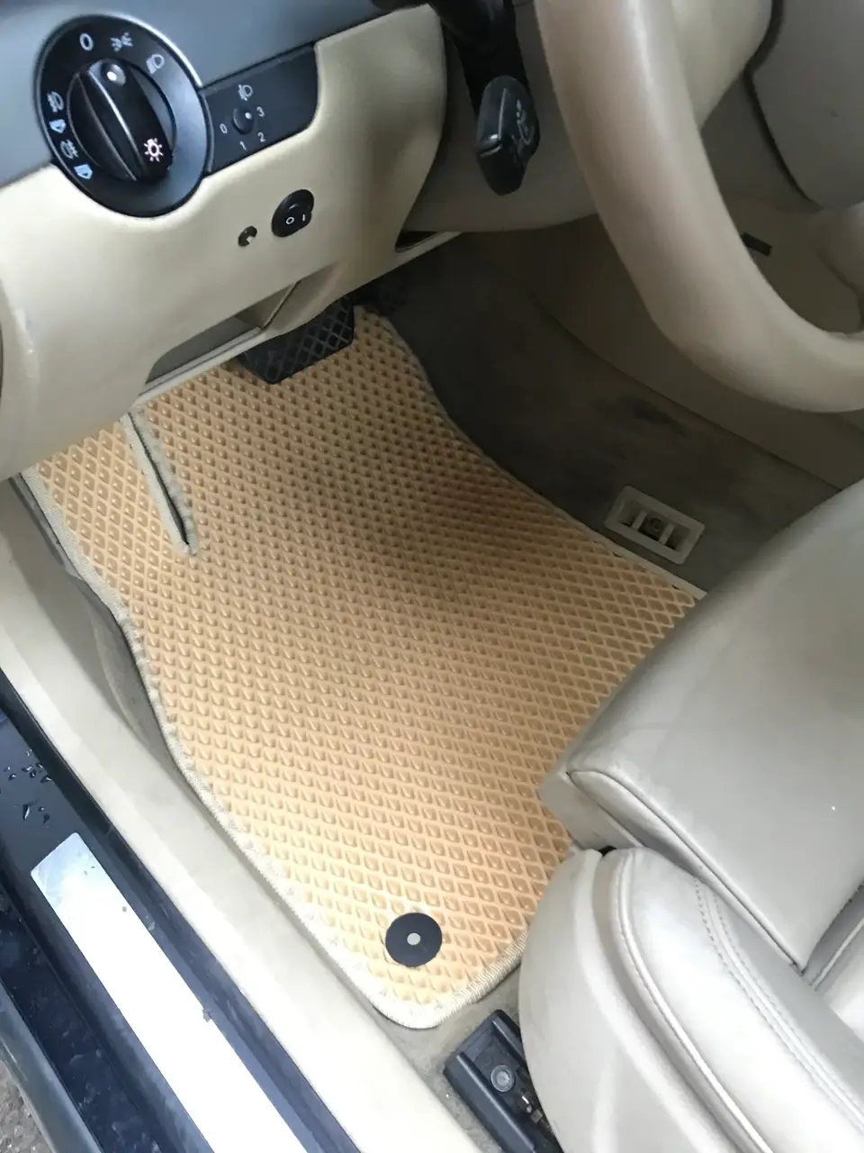 

Коврики EVA (бежевые) для Audi A4 B7 2004-2008 гг.