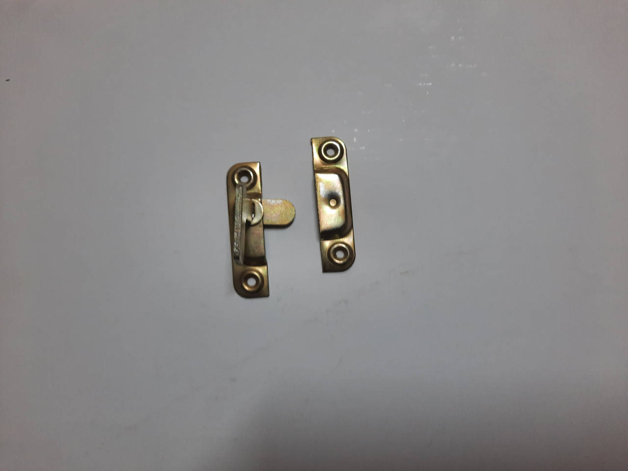 

Закрутка квартиркова мала оцинкована ЗФ-3ц 55*30