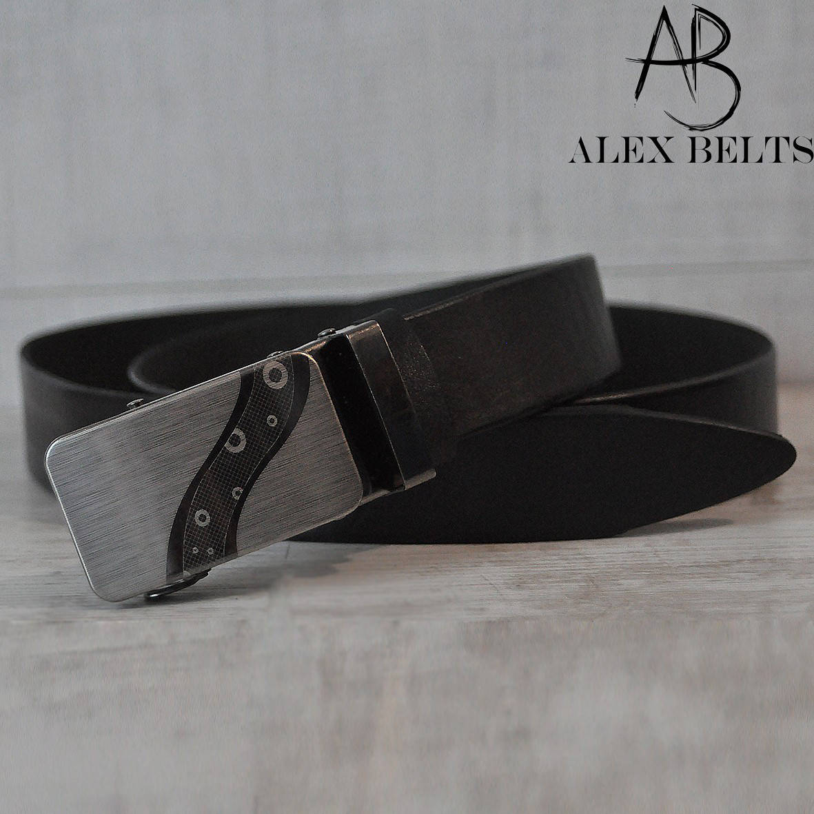 

Мужской брючный ремень(черный) кожаный с пряжкой автомат 35 мм - купить оптом в Одессе