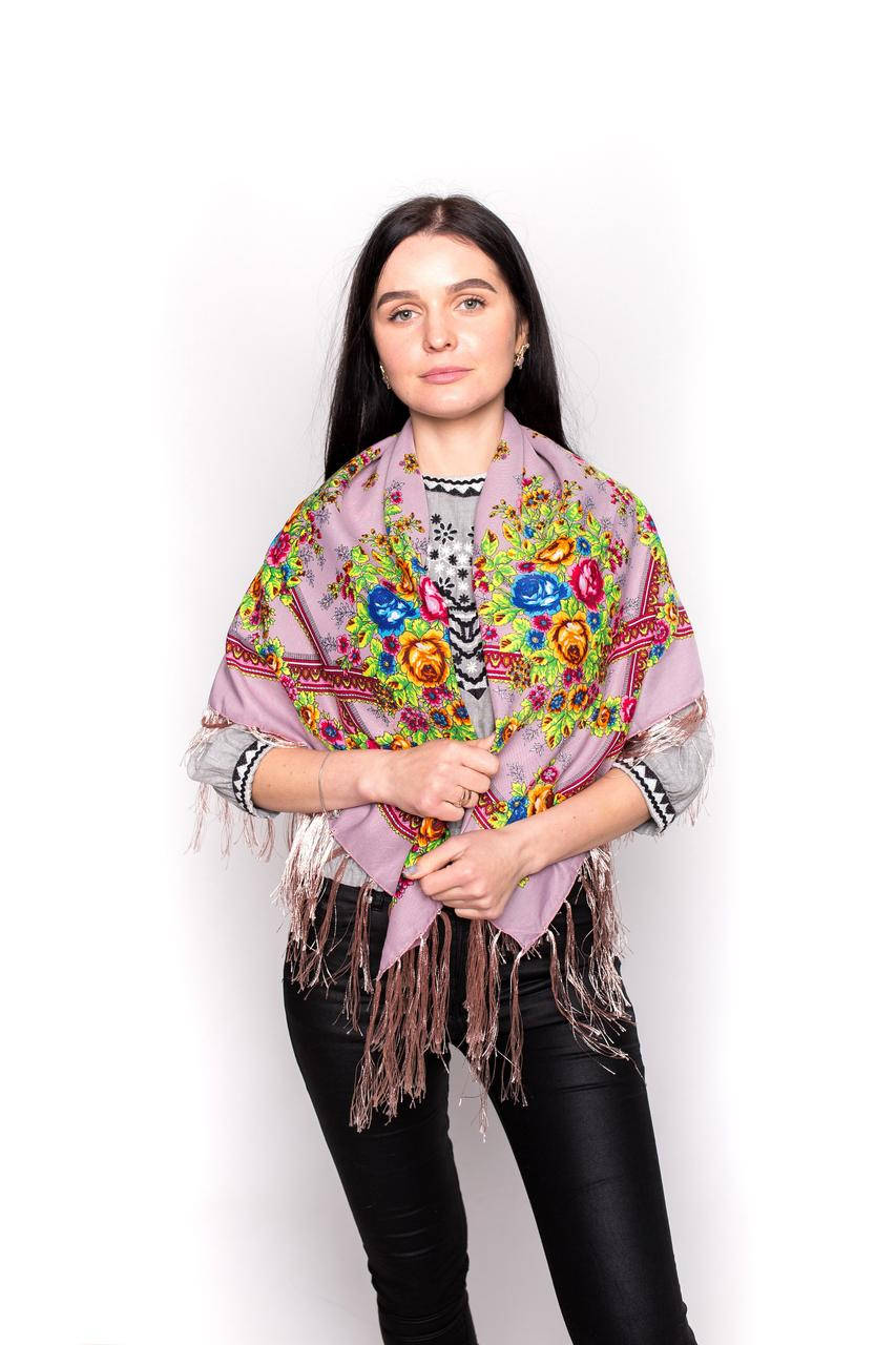 

Хлопковый платок женский народный на голову с цветочным рисунком и бахромой 100*100 см розового цвета, Розовый