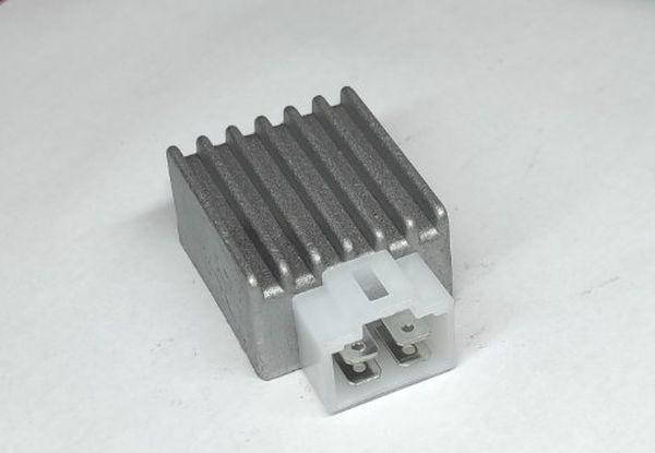 

Реле зарядки (напряжения) 2T TB50, Suzuki RUN
